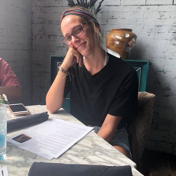 Meet your Posher, Kelly - Picture 1 of 1